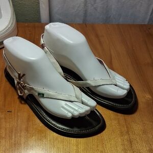 Sanuk White Women's Leather Thong Sandals